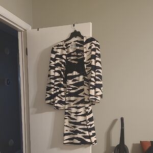 Stylish Black and White Patterned Dress